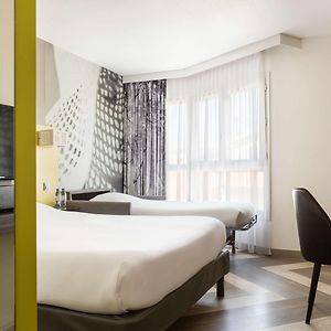 Camera standard con letto king size